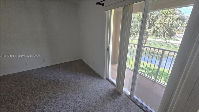 Building Photo - 4605 SW 75th Way