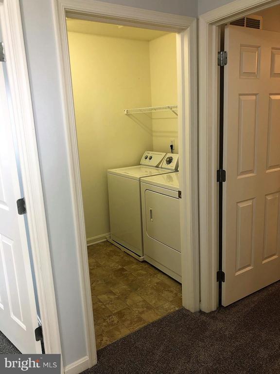 Building Photo - 149 Battalion Ln