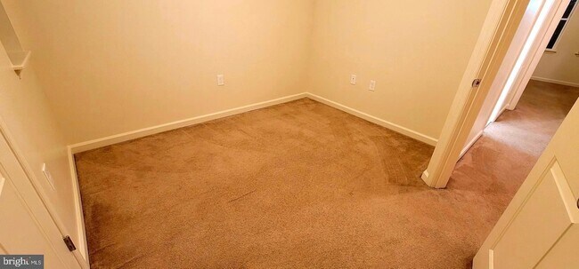 Building Photo - 4679 N 16th St