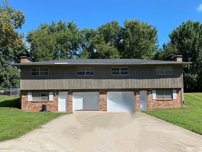 Primary Photo - 4327 W Bethany Dr