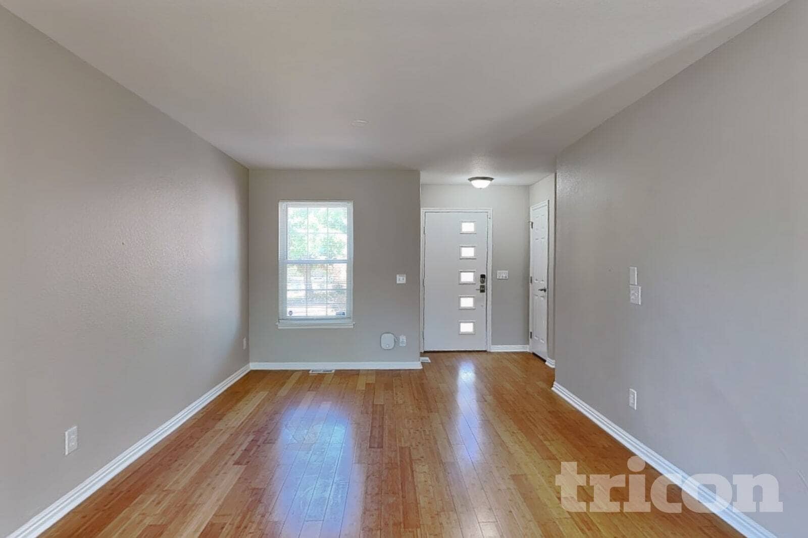 Building Photo - 1392 S Akron Ct