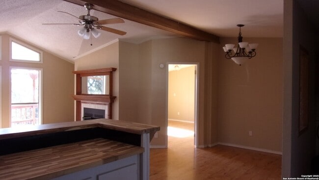 Building Photo - 252 Sir Winston Dr
