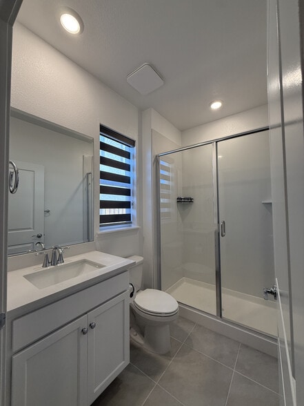 Bathroom - 2750 Tacoma Dr