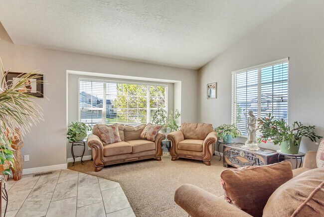 Building Photo - 4573 5505 W