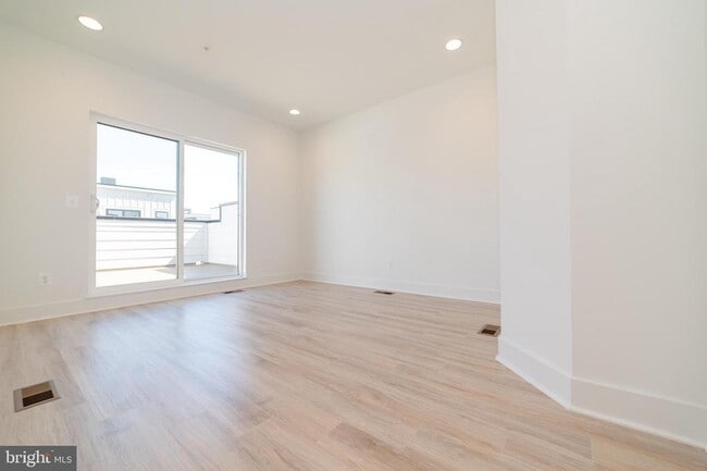 Building Photo - 7324 Blade Dr