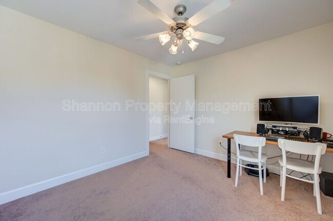 Building Photo - 3707 Main Poplar Dr