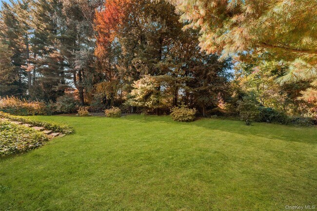 Building Photo - 14 Earlwood Dr