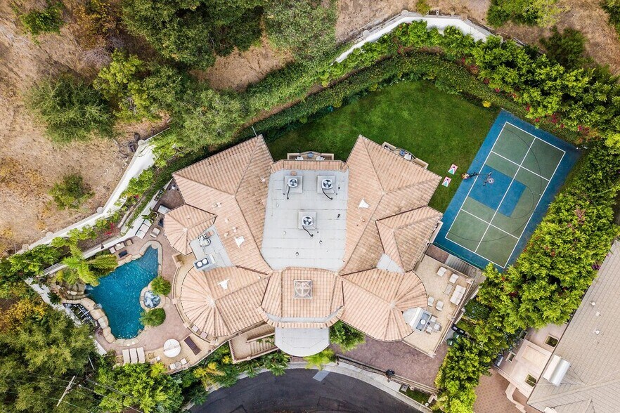 Primary Photo - 1441 Robmar Dr