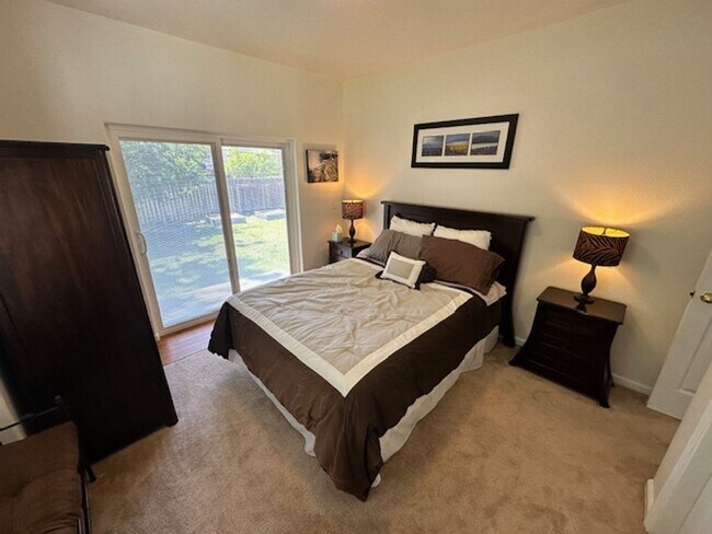 Building Photo - Large and lovely 3Bd home in the Tahoe Keys!! Call me today to view!