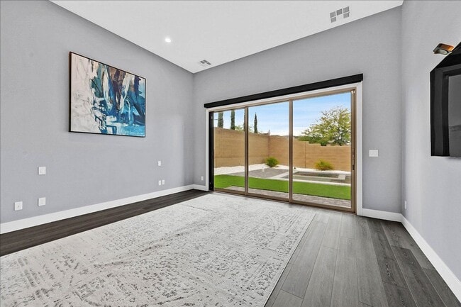 Building Photo - Summerlin West Single-Story 4 Bedroom 4.5 Bathroom Home!