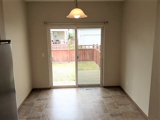 Building Photo - 1627 182nd St E