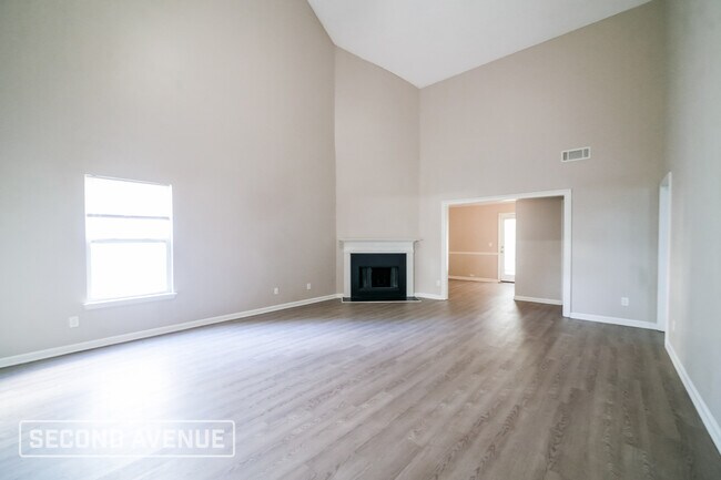 Building Photo - 5012 Serenity Point Ln