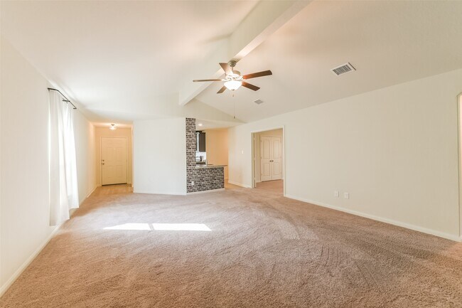 Building Photo - 15238 Snowdrop Field Dr
