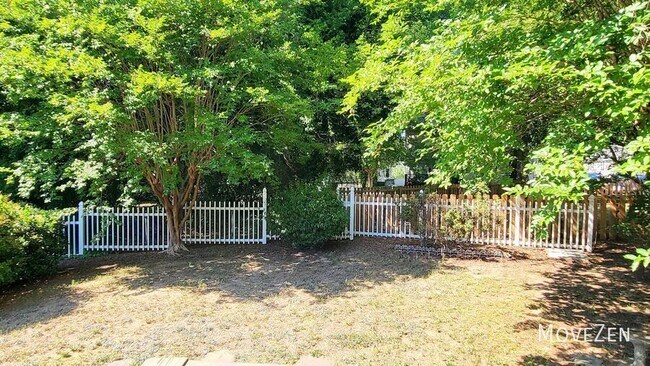 Building Photo - 3405 E Jameson Rd
