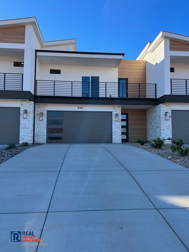 Primary Photo - Desert Ridge Townhome