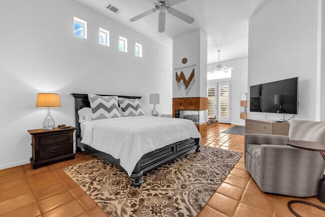 Building Photo - 77440 Calle Ensenada