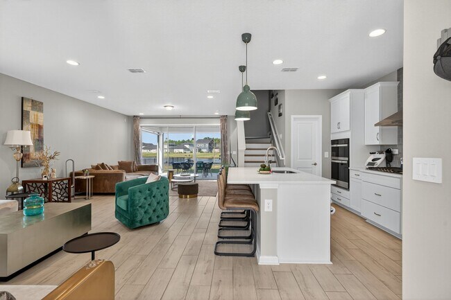 Building Photo - Fully Upgraded Home