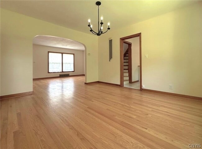 Building Photo - 50 New Hartford St