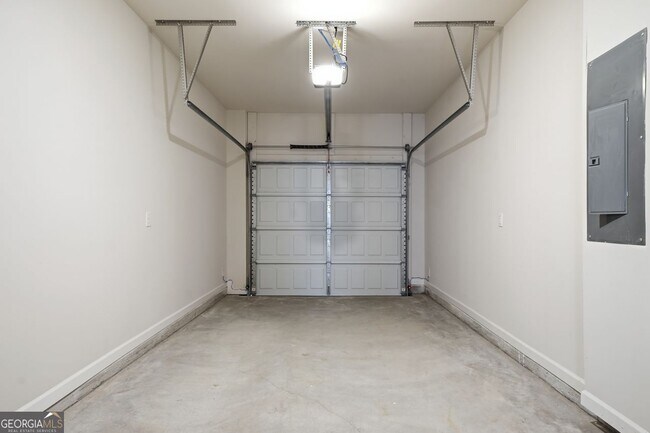 Building Photo - 208 Filer Dr