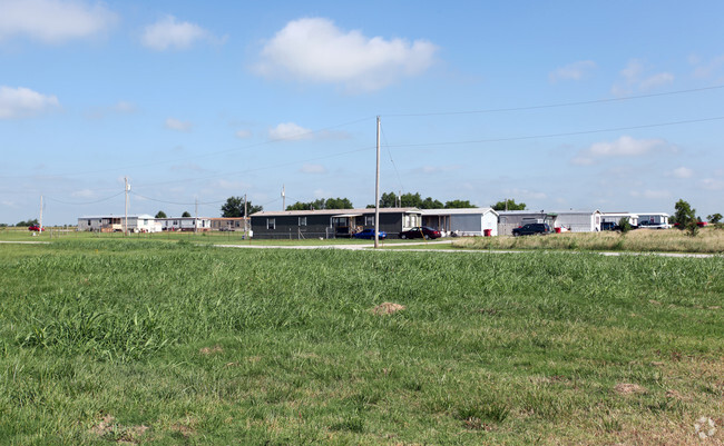 Building Photo - 9550 S Us-169 Hwy