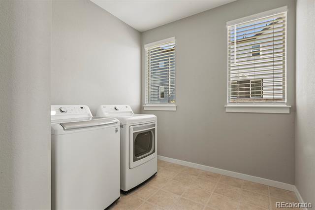 Building Photo - 5371 Pierson Ct