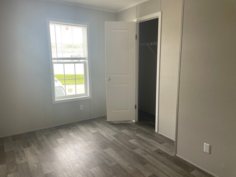 Building Photo - 867 Orchid Trail