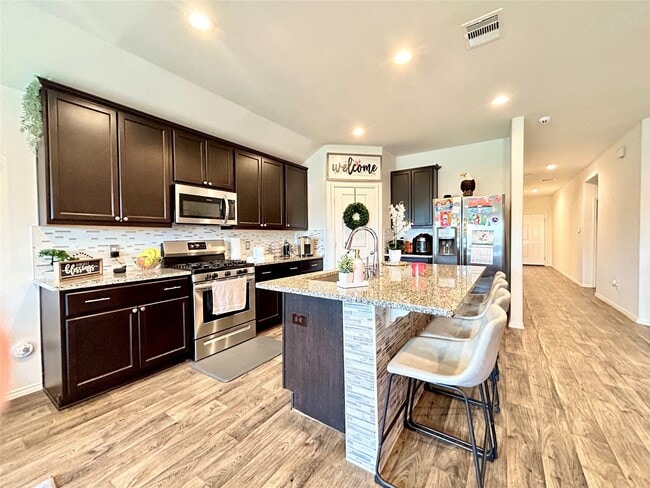 Building Photo - 8114 Oakleaf Meadow Ct