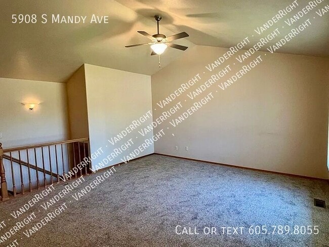 Building Photo - 5908 S Mandy Ave