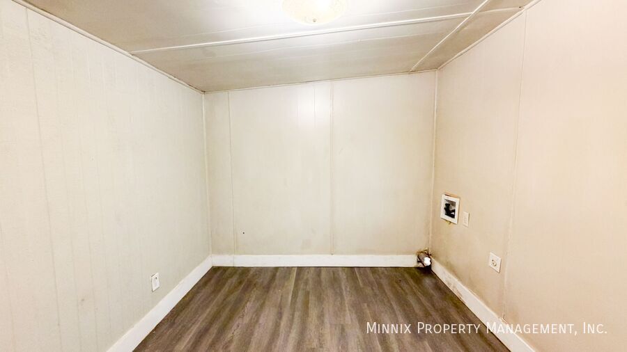 Building Photo - 512 39th St
