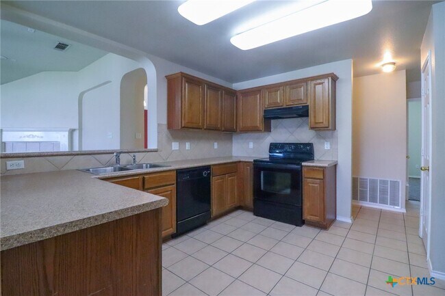 Building Photo - 1805 Lobrecht Ct