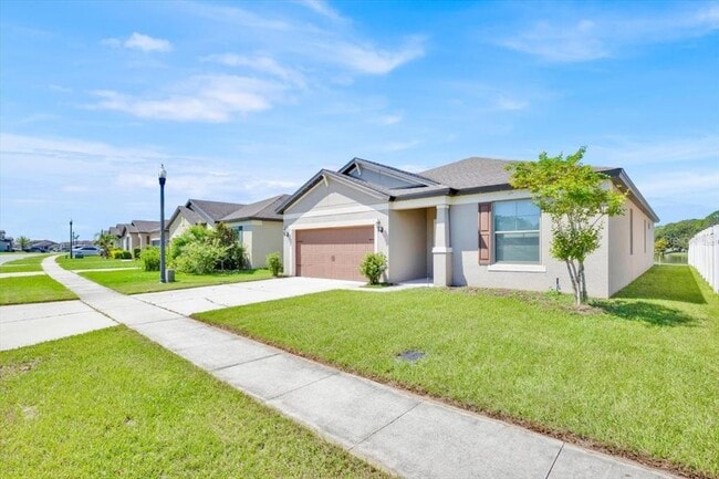 Building Photo - 8755 Rindge Rd