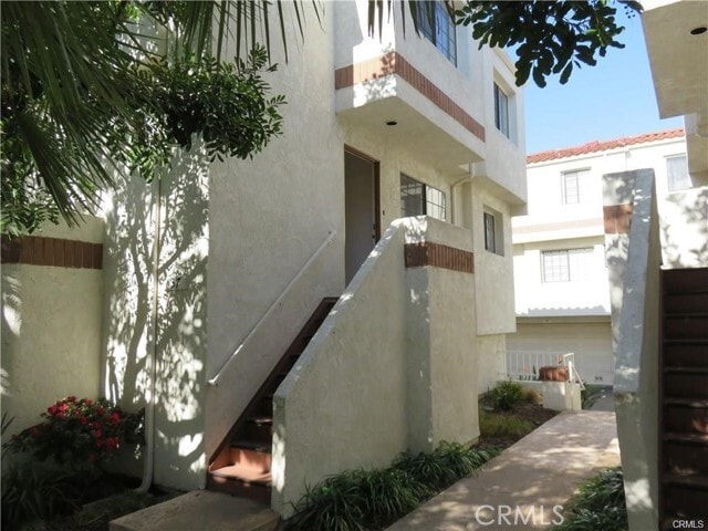 Building Photo - 2931 Plaza Del Amo Plz