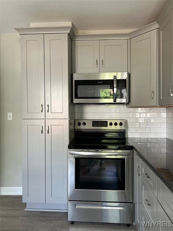 Building Photo - 355 Plymouth Ave