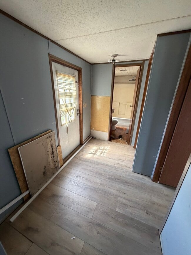 Building Photo - 157 Goodlett Dr