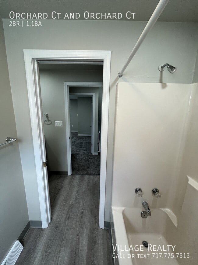 Building Photo - 306 Orchard Ct