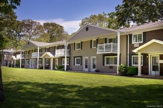 Building Photo - 1002 Joyner Pl