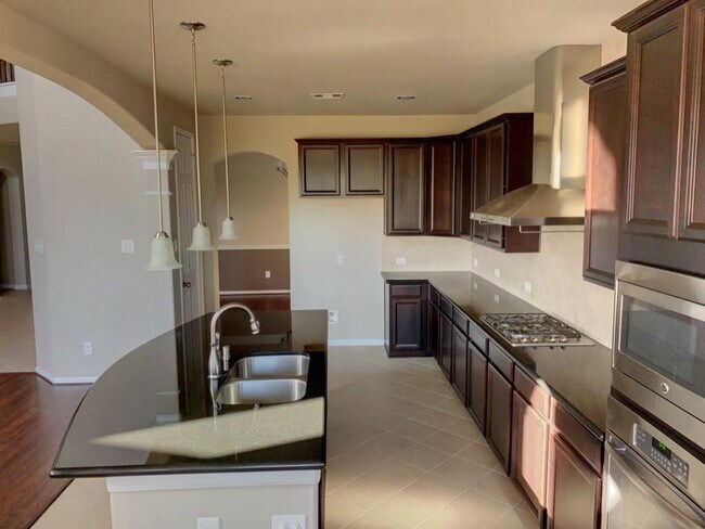 Building Photo - 20111 Ivory Valley Ln