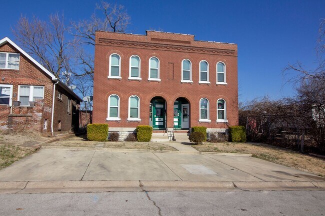Building Photo - 4265 Oleatha Ave