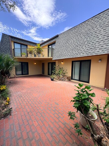 Building Photo - 18 Cedar Dunes Dr