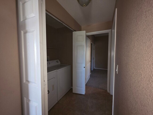 Building Photo - 3820 Juno Beach St