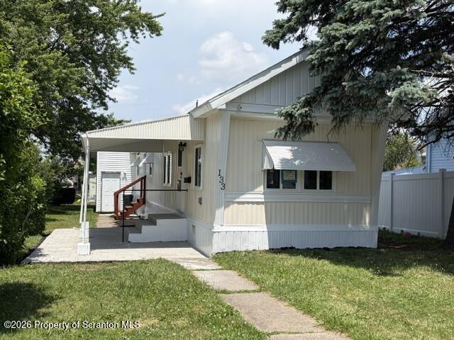Building Photo - 133 Thirwell Ave