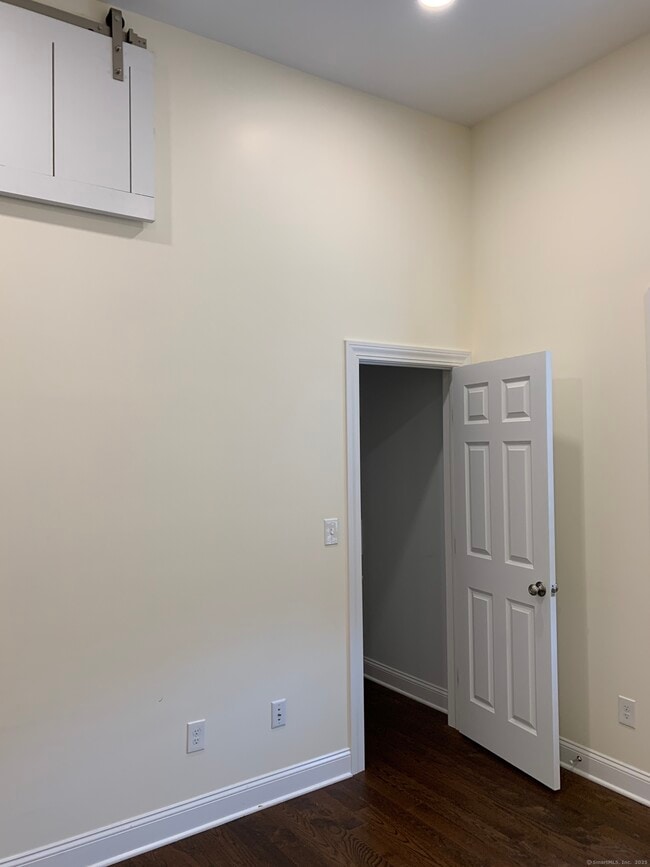 Building Photo - 66 Cedar St