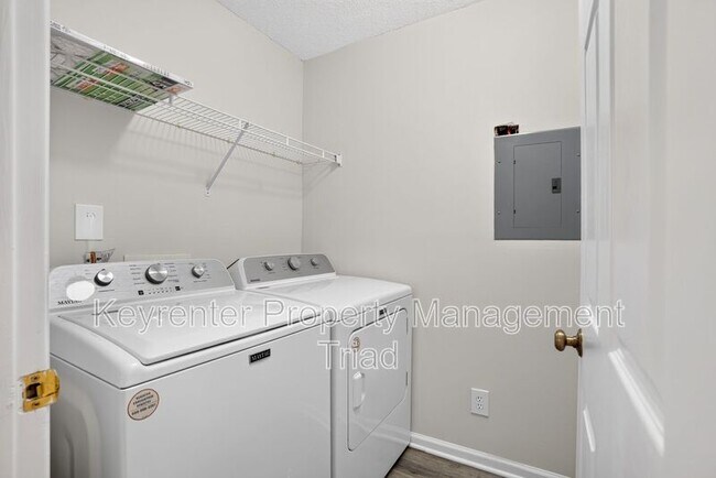 Building Photo - 3638 Morris Farm Dr