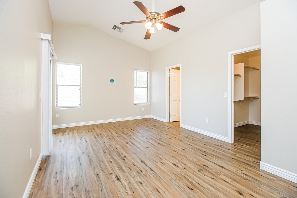 Building Photo - 10134 E Caballero St