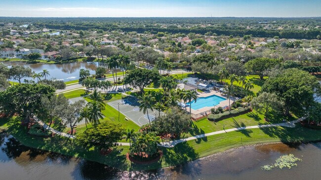 Building Photo - 1012 Fairfield Meadows Dr