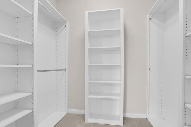 Building Photo - 3183 E Community Dr