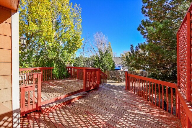 Building Photo - $2,395.00 - 4 Bedrooms, 3.5 Bathrooms, Sin...