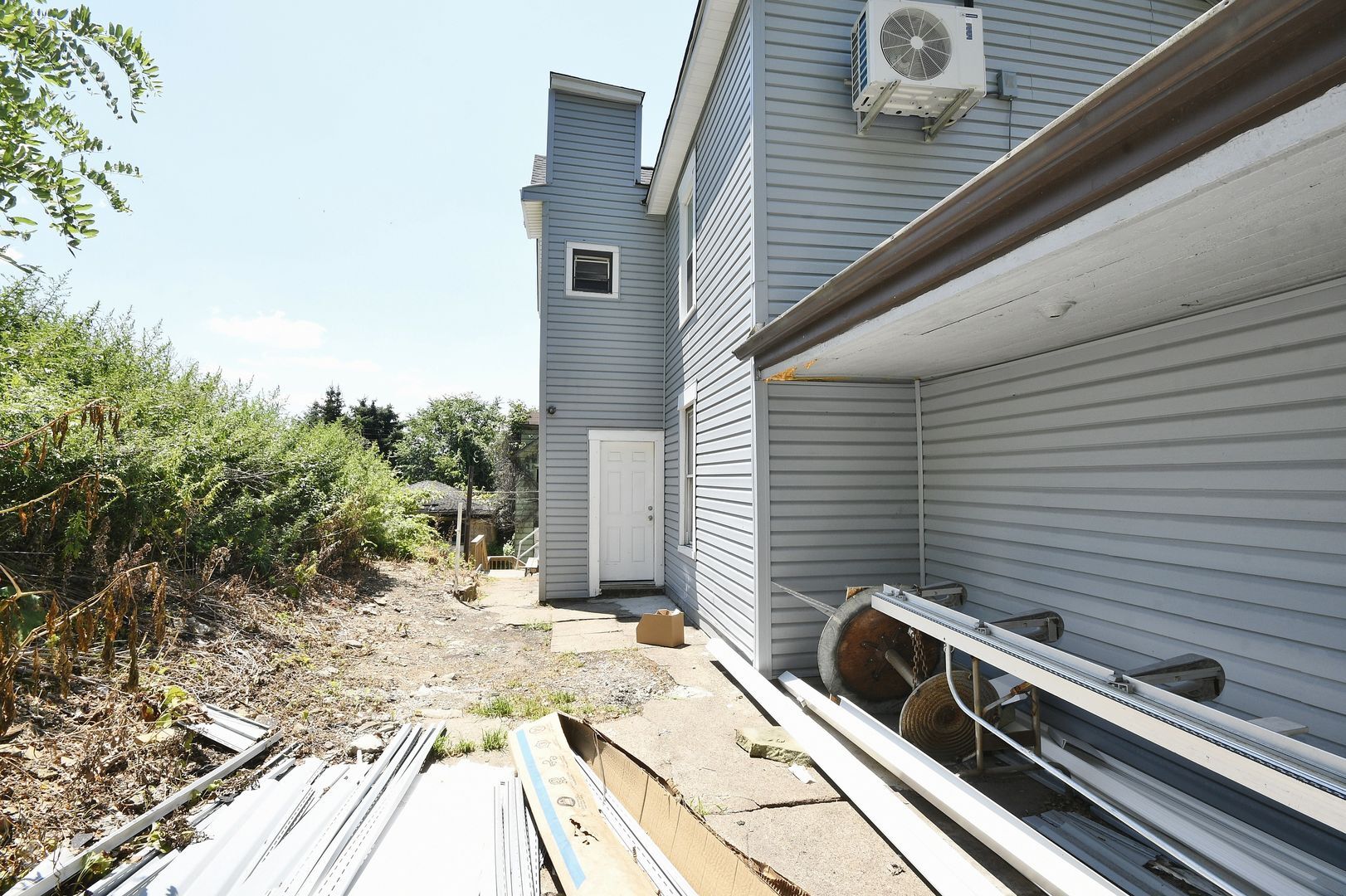 Building Photo - 1103 Crosby St