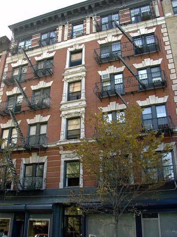 Building Photo - 237 Eldridge St