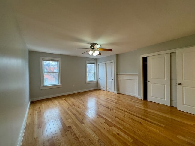 Building Photo - Charming 2 Bedroom/2.5 Bathroom Townhome in Upper Fells Point, MD!
